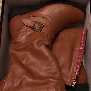 Women’s 7 wide width, tall cognac boots w/zipper